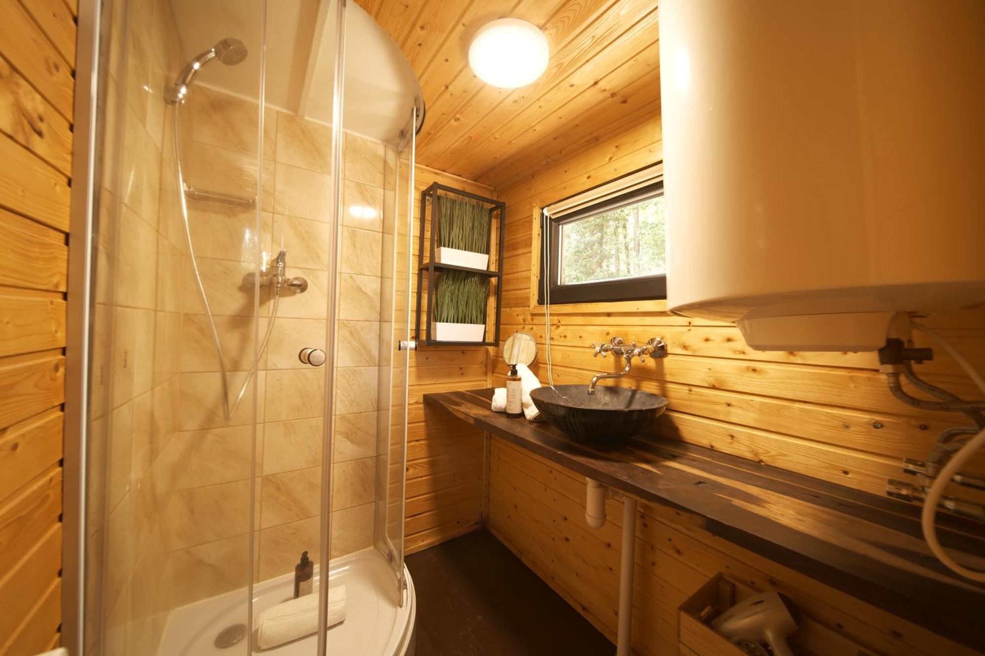 Secret Lake Prag Magic Place Relaxation& Wellness Rehenice Extérieur photo