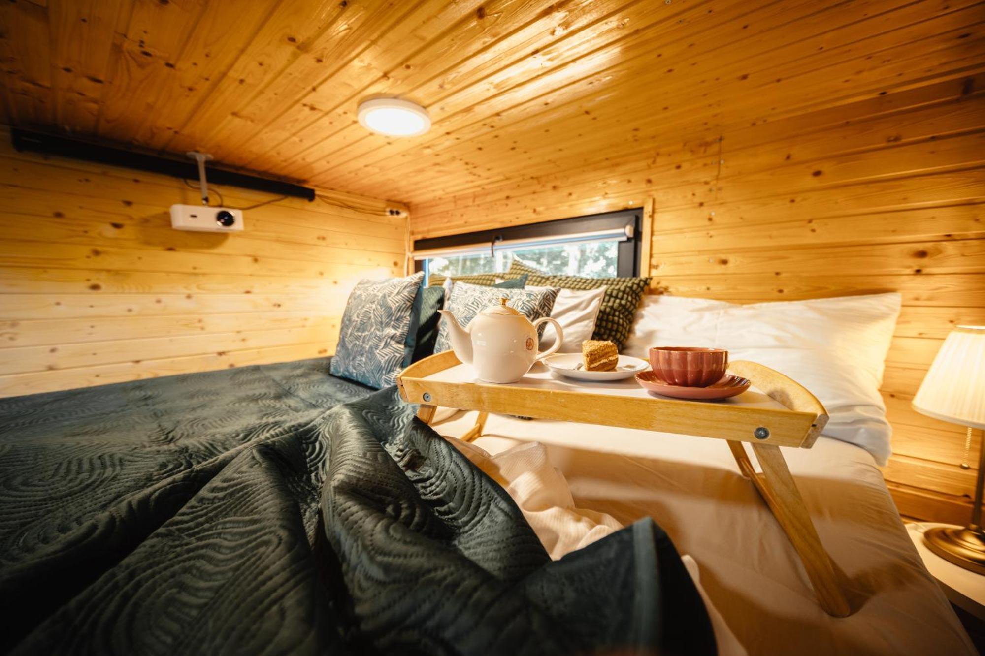 Secret Lake Prag Magic Place Relaxation& Wellness Rehenice Extérieur photo